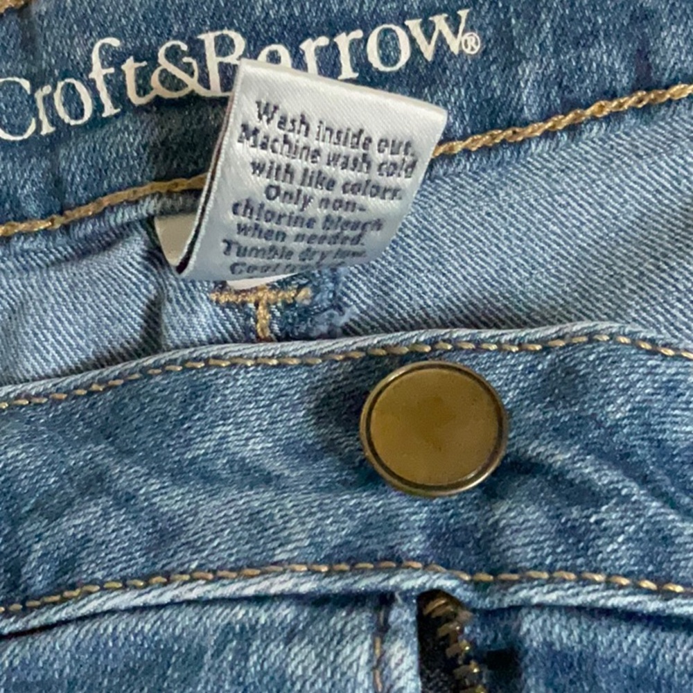 croft & barrow Classic Fit Jean Shorts Size 16 Women - Picture 6 of 6